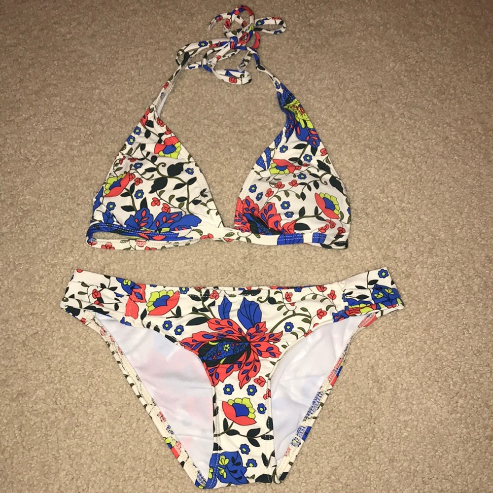 Ella Moss floral bikini